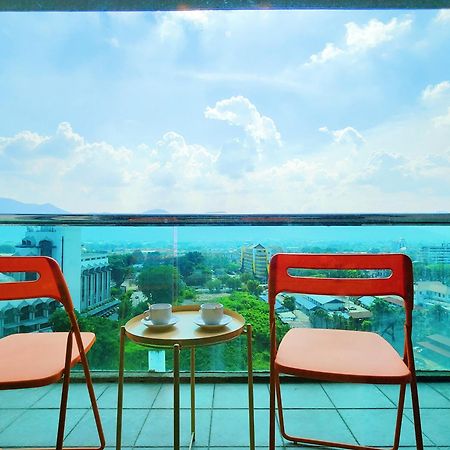 Kinta Riverfront Apartment, Jalan Lim Bo Seng איפוה מראה חיצוני תמונה